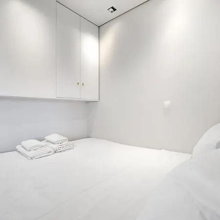 Gk Cosmos Smart Living * Athens
